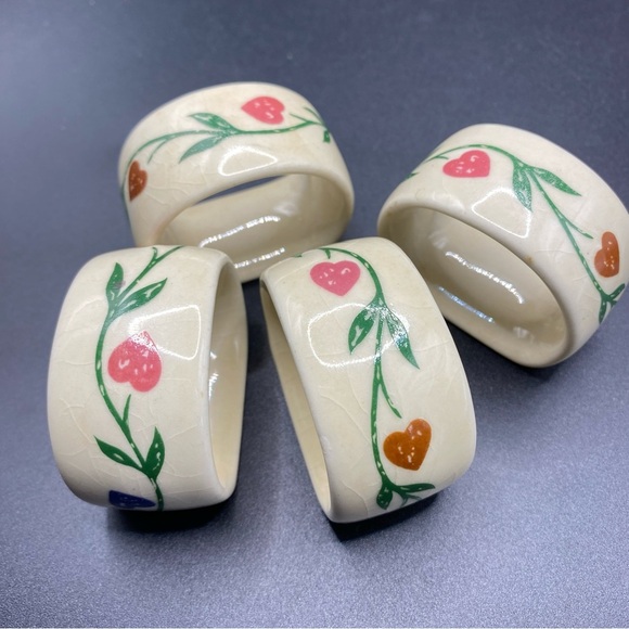 NAPKIN RINGS Vintage Porcelain Floral Hearts Green Leaves Napkin Rings Set Of 4 - Picture 7 of 7